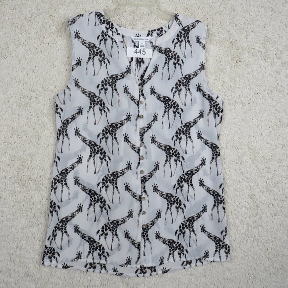 Croft & Barrow* Women's Sleeveless V-Neck‎ Button Down Curved Hem Blouse~ Small - Picture 1 of 9